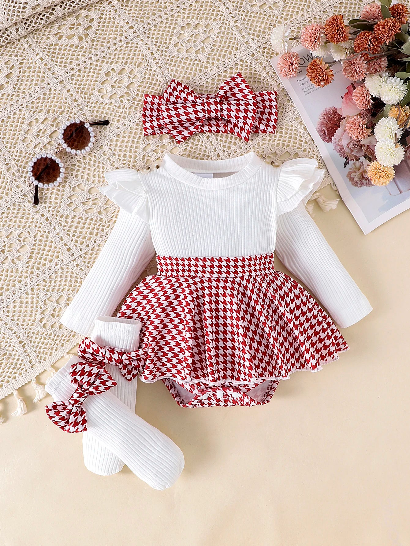 Baby Girl Autumn Outfit ā Black Top + Houndstooth Skirt with Hair Band