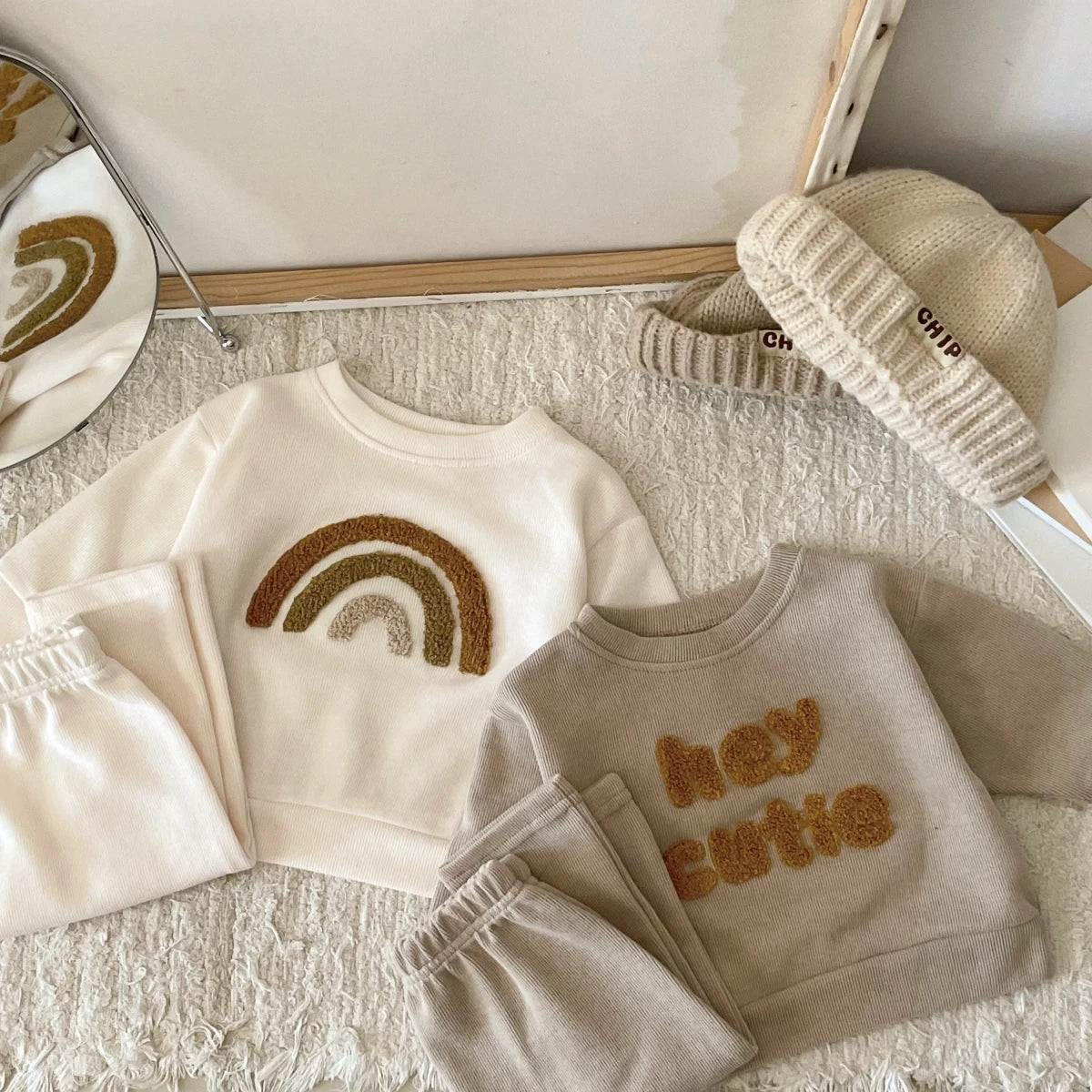 Baby Boy & Girl 2-Piece Autumn Outfit β Long Sleeve Top + Loose Pants