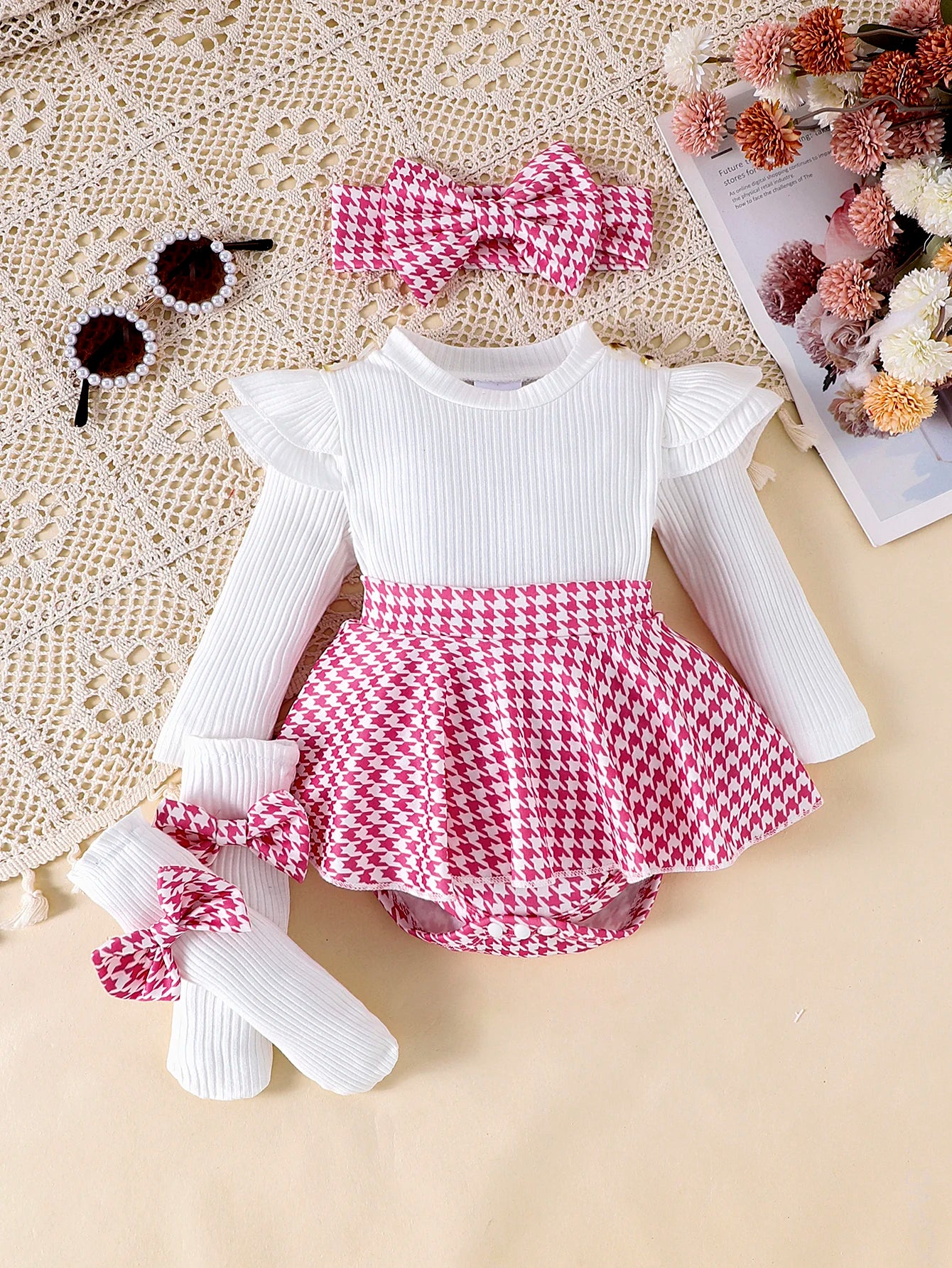 Baby Girl Autumn Outfit ā Black Top + Houndstooth Skirt with Hair Band