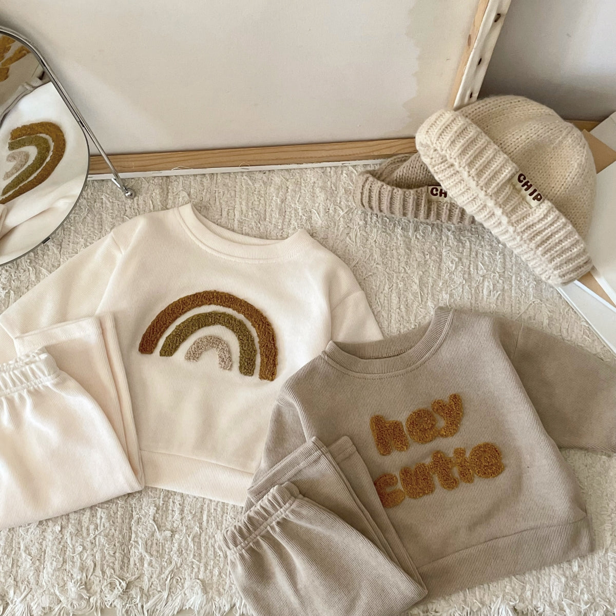 Baby Boy & Girl 2-Piece Autumn Outfit β Long Sleeve Top + Loose Pants