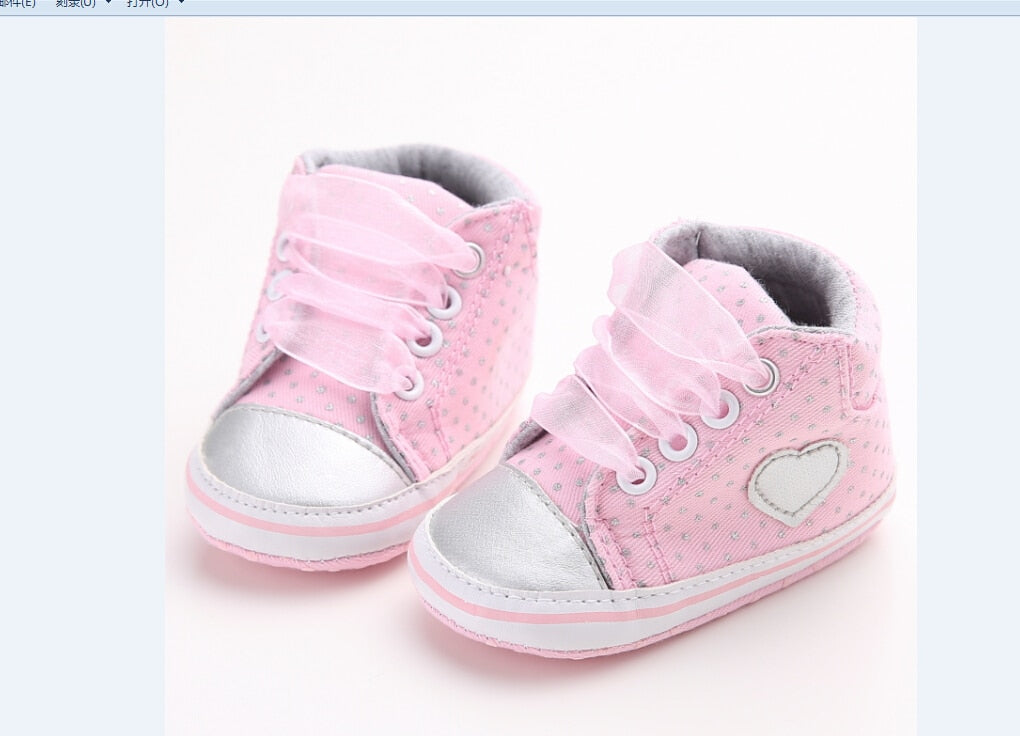 Cute Newborn  Soft Heart Shoes